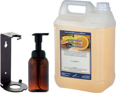 Zeepdispenser 300 ml amber bruin hervulbaar + 5 liter Showergel Sweet Orange & Cedarwood navulling (inclusief beugel)