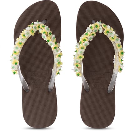 Uzurii | Teenslippers | Dames | Coffee | Maat 39/40