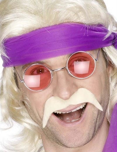 Zelfklevende blonde snor - nepsnor - verkleden - Duitser - Porno ster - Hippie - Carnaval
