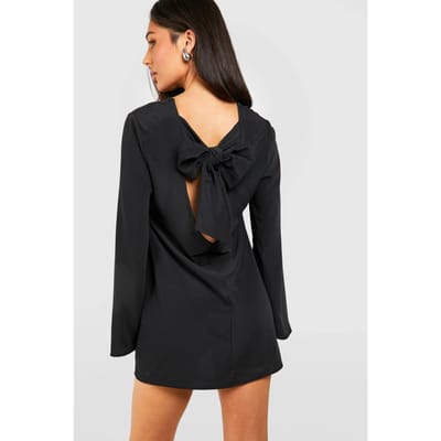 boohoo Dames Petite Jurk met Strikdetail en Open Rug Mini Jurk | Black | Maat: 6