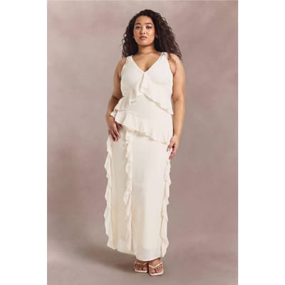 boohoo Dames Plus Asymmetrische Maxi Jurk Met Ruches Op De Taille | Ecru | Maat: 44