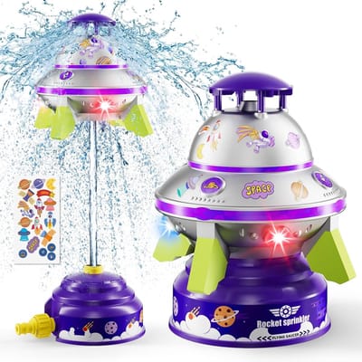 watersproeier voor kinderen, Waterraketspeelgoed voor buiten (zomerspel) met licht & draaifunctie, In hoogte verstelbare waterlanceerder, Inclusief ruimte, Cadeau voor in de tuin/op het gazon voor jongens en meisjes van 3-12 jaar (Paars)