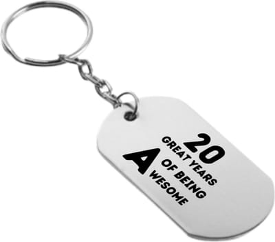 Akyol - 20 jaar of being awesome sleutelhanger - Verjaardag - mensen die 20 jaar zijn geworden - cadeau - 54 x 29mm