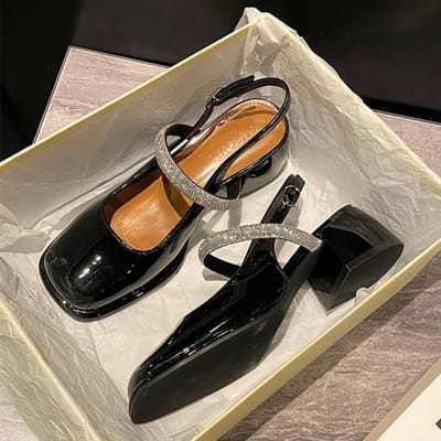 Nouvelles chaussures Mary Jane à talons hauts en cuir souple pour femmes, chaussures à talons épais avec brides à boucle, sandales à bout ouvert, printemps et été 35 noir