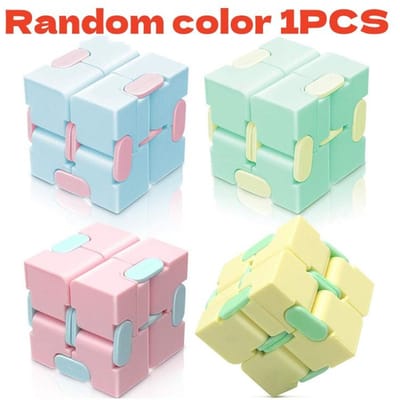 Cube Infini Ludique à Retourner Jouet pour TDAH Anxiété Jeu pour le Bout des Doigts Puzzle Magique Décompression Cadeau de Noël pour Enfants white