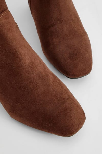boohoo Dames Block Hak Laarzen tot boven de knie | Chocolate | Maat: 3