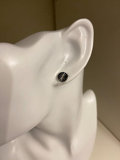 Ronde stud oorbel 1 stuk | | Make up | Parfum | Moederdag | Verjaardagscadeau| Cadeautje| Valentijnsdag| Kado | sieraden | vaderdag | oorbellen | oorsieraden
