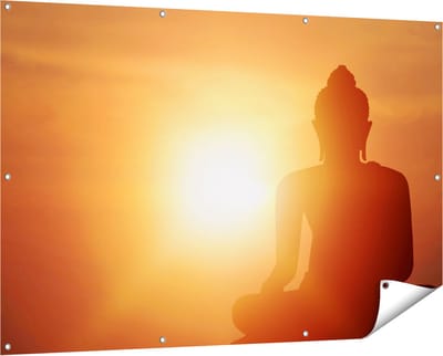 Gards Tuinposter Silhouet van een Boeddha Beeld met Zonsondergang - 150x100 cm - Tuindoek - Tuindecoratie - Wanddecoratie buiten - Tuinschilderij