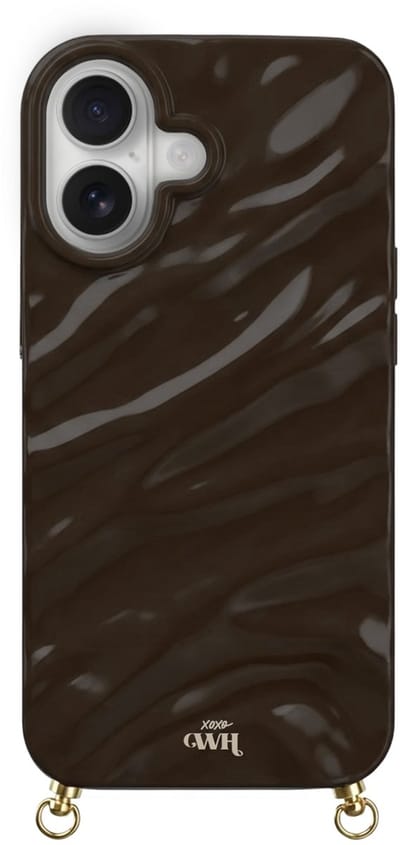 xoxo Wildhearts Glaze Cord Case Brown telefoonhoesje - geschikt voor iPhone 16 - Dream hoesje geschikt voor telefoonkoord - Glimmende silicone case met plooien - Vlekbestendig hoesje met haakjes - Bruin