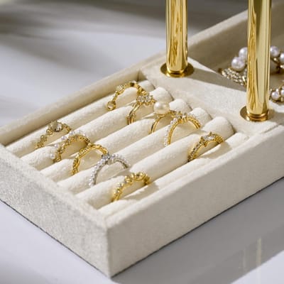 2-laagse Sieradenorganiser met Verwijderbare T-brug - Velvet Houder voor Armbanden, Kettingen, Horloges en Ringen in Beige
