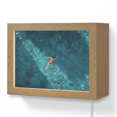 Wandlamp 20x15 cm - Oplaadbaar - Vrouw - Water - Bikini - Oranje - Wandlampen binnen woonkamer - Slaapkamer lamp met kabel - Decoratieve nachtlamp - Vloerlamp snoer