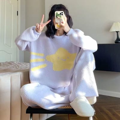 Taille Extra Large Peut Porter Pyjama Fleurie Douce pour Femmes Automne Hiver Polaire Corail Épaissi Vêtement Chaud Vêtement d'Intérieur Doux Ensemble Doux 4XL white