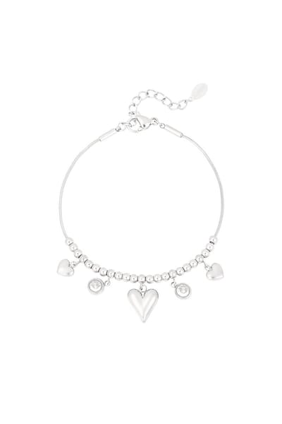 gleaming heart armband