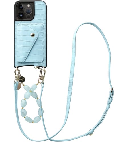 AVY Leren Hoesje geschikt voor Apple iPhone 15 Pro | Met Koord en Kaarthouder | Compatibel met MagSafe | Leather Case met Polsand & Crossbody Koord & Wallet | Rocher Leather Set | Croco Blauw