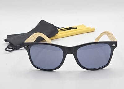 Zonnebril voor kinderen, zwarte montuur met zwarte lenzen, maximale UV-bescherming 400 cat.3, perfect cadeau voor jongens van 3-7 jaar oud, K-970 Aland optiek / zonnebril kind