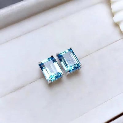 Nieuw En Uniek Ontwerp Ingelegd Blauw Vierkant Topaas Dames Oorstekers Elegante Charme Fris Sprankelende Feest Sieraden gray
