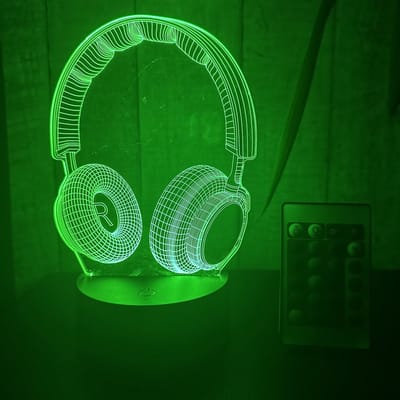 Klarigo® Nachtlamp – 3D LED Lamp Illusie – 16 Kleuren – Bureaulamp - Koptelefoon – Nachtlampje Kinderen – Creative lamp - Afstandsbediening