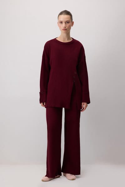 Touché Privé - Gebreide set met knoopdetail - Bordeaux - Dames