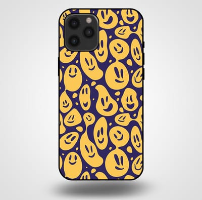 Smartphonica Telefoonhoesje voor iPhone 12 Pro Max met smiley opdruk - TPU backcover case emoji design - Paars Geel geschikt voor iPhone 12 Pro Max