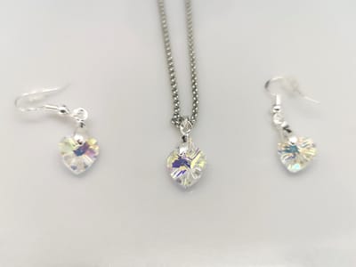 Setje - ketting met oorbellen - van fonkelende facet geslepen glas kristal hartje - Liefde