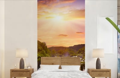 Behang - Fotobehang Waterval - Landschap - Zon - Wolken - Zonsondergang - Breedte 120 cm x hoogte 240 cm
