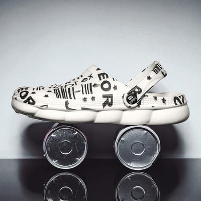 Heren Casual Zomer Sandalen EVA Tuin Klompen Sandalen Zacht Memory Ziekenhuisschoenen Heren Instapper Strand Water Slippers Zapatos Hombre 36 white