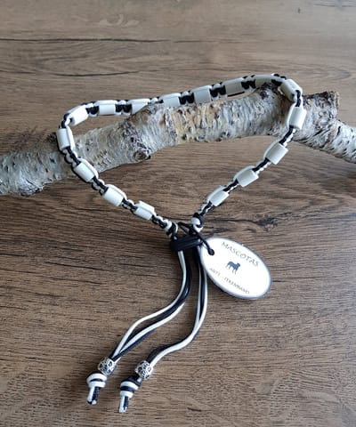 Anti-Tekenband met EM kralen 100% natuurlijk Zwart/Wit Maat 20-25 cm