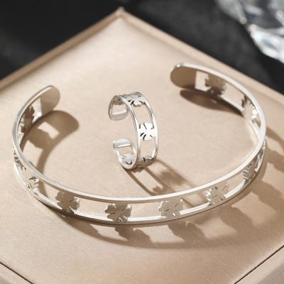 2-delige Sieradenset Armband Ring Vierbladig Gras Cirkelvormige Holle Armbanden High-end Roestvrij Staal voor Vrouw Man Afrikaanse Sieraden open white