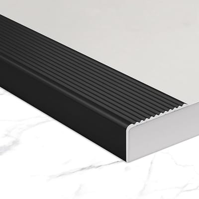Trapneus Profiel - Trapprofiel Antislip - Veiligheid Verbeteren - Zelfklevend Aluminium - 4 cm x 50 cm - Zwart