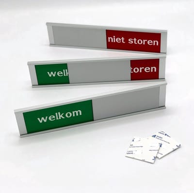 Schuifbordje Welkom - Niet Storen - 255 mm x 57 mm - Bevestiging twee dubbelzijdige stickers - Promessa-Design.