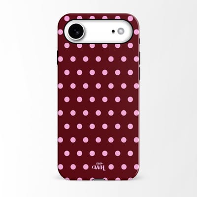 xoxo Wildhearts Polka Dots (Burgundy) - Double Layer - Hoesje geschikt voor iPhone 17 Air hoesje - Hard case met stippen patroon - Beschermhoes - Shockproof case - Stippatroon - Burgundy / Bordeauxrood