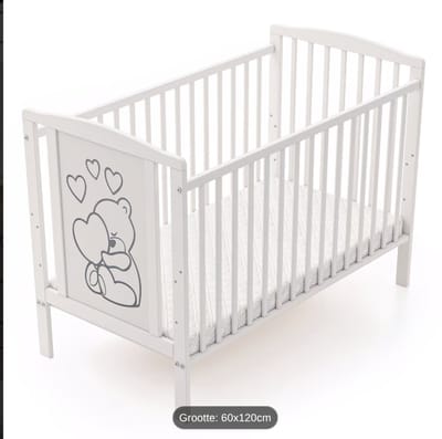 Kinderbedmet een Teddybeer met Hartjespatroon - Set met een Matras