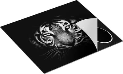 Chefcare Inductie Beschermer Tijger op Zwart Achtergrond - Zwart Wit - 60x50 cm - Afdekplaat Inductie - Kookplaat Beschermer - Inductie Mat