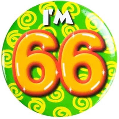 Button 66 Jaar - Button met speld (55mm) - Leeftijd badge - 66 Jaar versiering - Accessoires - Rozet I'm 66 - Verjaardag jongen / meisje / man / vrouw - Button 66 Jaar