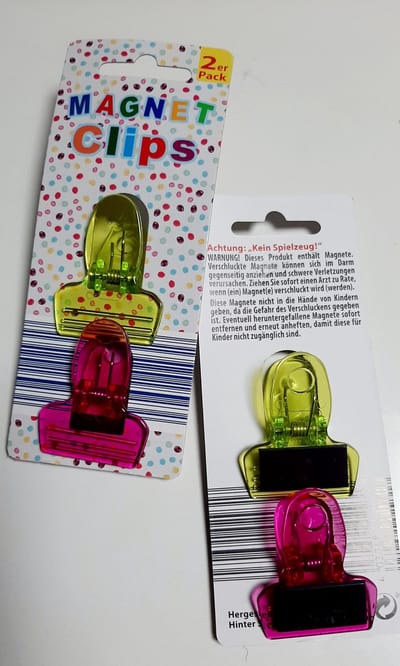 2x blister met 2 magneetclips - koelkastmagneet met clip / klem - magneetclip voor memo's whiteboard magneetbord - transparant geel, rood, blauw of groen