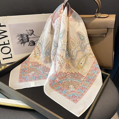 Natuurlijke Zijden Sjaal Dames Vierkante Sjaals Wraps Foulard Sjaals Pashmina Neckerchief Vrouwelijke Hijab Bandana Poncho 65Cm Real Silk 65x65cm white