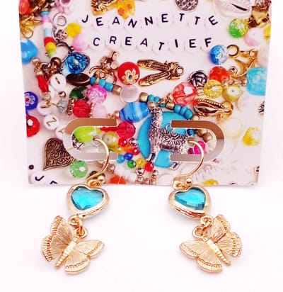 Jeannette-Creatief® - Chique - Bleu Butterfly - Oorbellen dames - Oorbellen Vlinders - Oorbellen Hartjes - Gouden Oorbellen - Valentijn - Moederdag