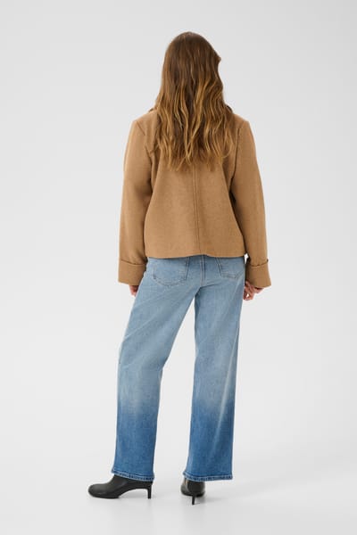 Jas KAjulia Jas Loose fit