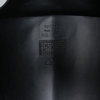 Garde boue avant origine pour moto Aprilia 50 RS 2006 à 2010 897700 Noir Neuf