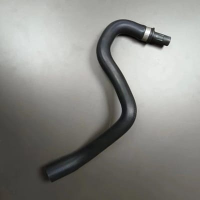 Verwarmingsbuis - Auto Onderdeel - Motor Koeling - Directe Vervanging - 1 Stuk - Zwart