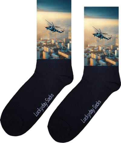 Helikopter - Verjaardags cadeau - Grappige sokken - Print sokken - Leuke sokken voor heren en dames - Moederdag - Vaderdag - Cadeau voor hem en haar - Kerstcadeau - vrolijke sokken - Valentijns cadeau - Sokken waar je vrolijk van wordt - Maat 37-44