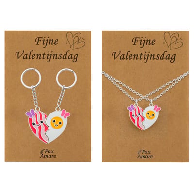 Koppel Ketting + Sleutelhanger voor 2 'Fijne Valentijnsdag' - Magnetisch Hartje Bacon & Ei - Bundel op Cadeau Kaartje - Zilverkleurig - Vriendschap of Relatie Symbool - Pax Amare
