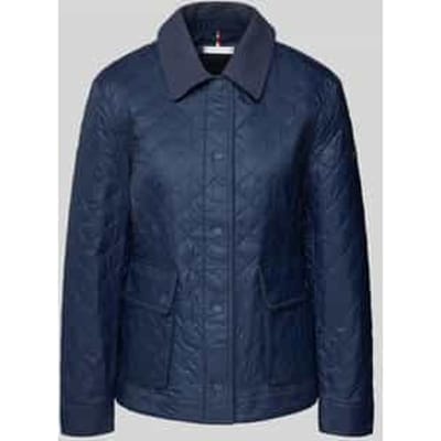 Shaped fit gewatteerd jack met klepzakken