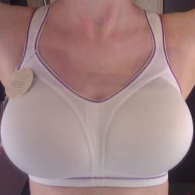 Freya sport Beha Kleur Wit met paarse bies Maat 70F