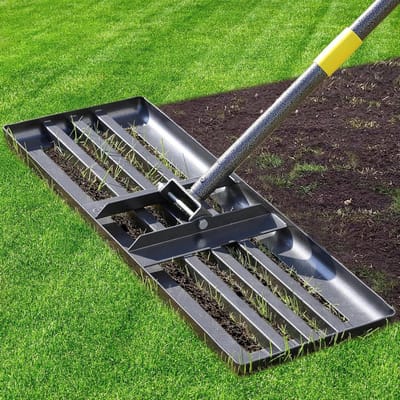 Gazon Nivelleerhark - Tuinhark Bodem - Gazon Egaliseren - Verstelbare Handgreep - 71-152 cm - Zwart