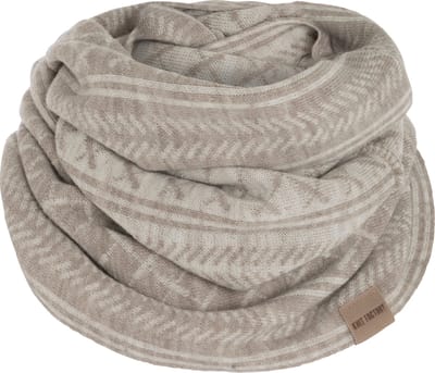 Knit Factory Dusk Gebreide Colsjaal - Ronde Sjaal - Nekwarmer - Wollen Sjaal - Beige & grijs geruite colsjaal - Dames sjaal - Heren sjaal - Unisex - Iced Clay/Beige - One Size