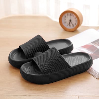 Geweo - Slippers - Badslippers - EVA Badslippers Unisex - Anti-Slip en Stevig Voetbed - Anti-lawaai-Antibacterieel - Anatomisch - Licht & Flexibel - Massage-effect-voor in de zomer en voor binnen en buitenv - Black - Maat 36/37