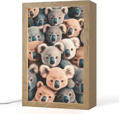 Nachtlampje 20x30 cm - Kinder lampje - Koala - Dieren - Patronen - Grijs - Bruin - Kinderen - Tafellamp kinderkamer - Slaapkamer lamp - Bedlamp kinderen - Kinderlampje stopcontact - Wandlamp babykamer - Nachtlampjes