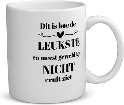 Akyol - dit is hoe de leukste en meest geweldige nicht eruit ziet koffiemok - theemok - Nicht - meest leukste nicht - verjaardag - cadeautje voor nicht - nicht artikelen - kado - geschenk - 350 ML inhoud