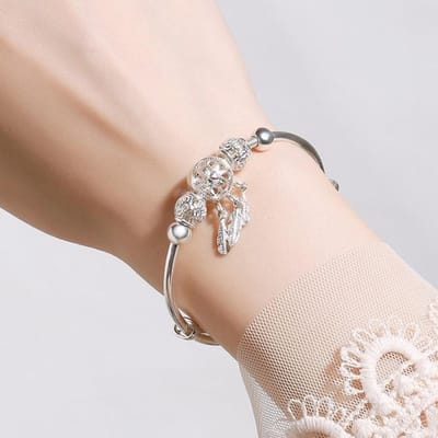 Verstelbare maat 925 zilveren kleur armband manchet dromenvanger kwast veer ronde kraal bedel armband sieraden voor vrouwen bruiloft beige